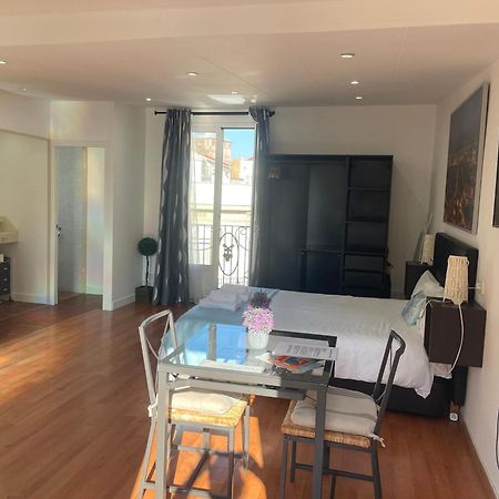 Apartamentos Barcelona - Iberia エクステリア 写真