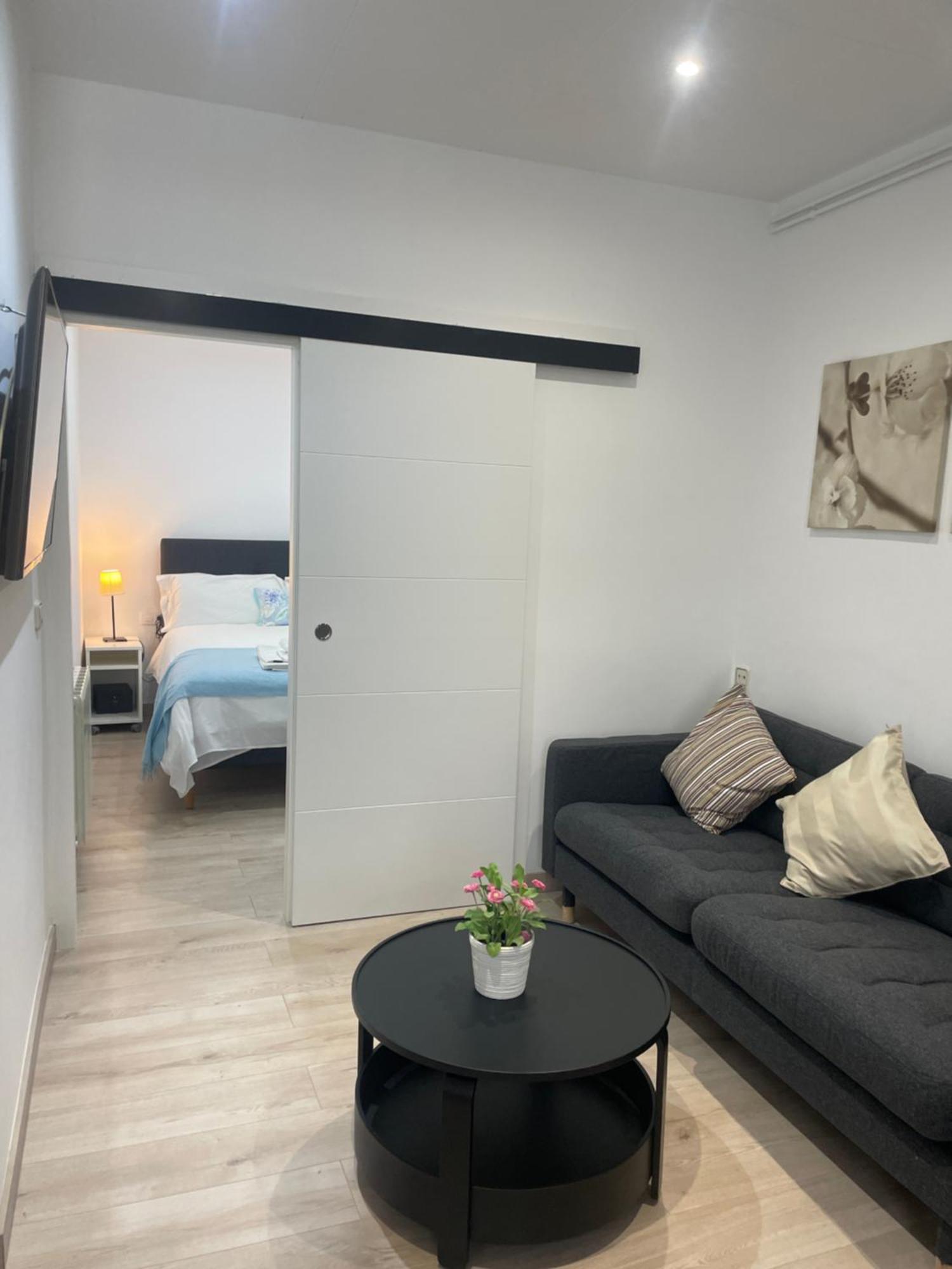 Apartamentos Barcelona - Iberia エクステリア 写真